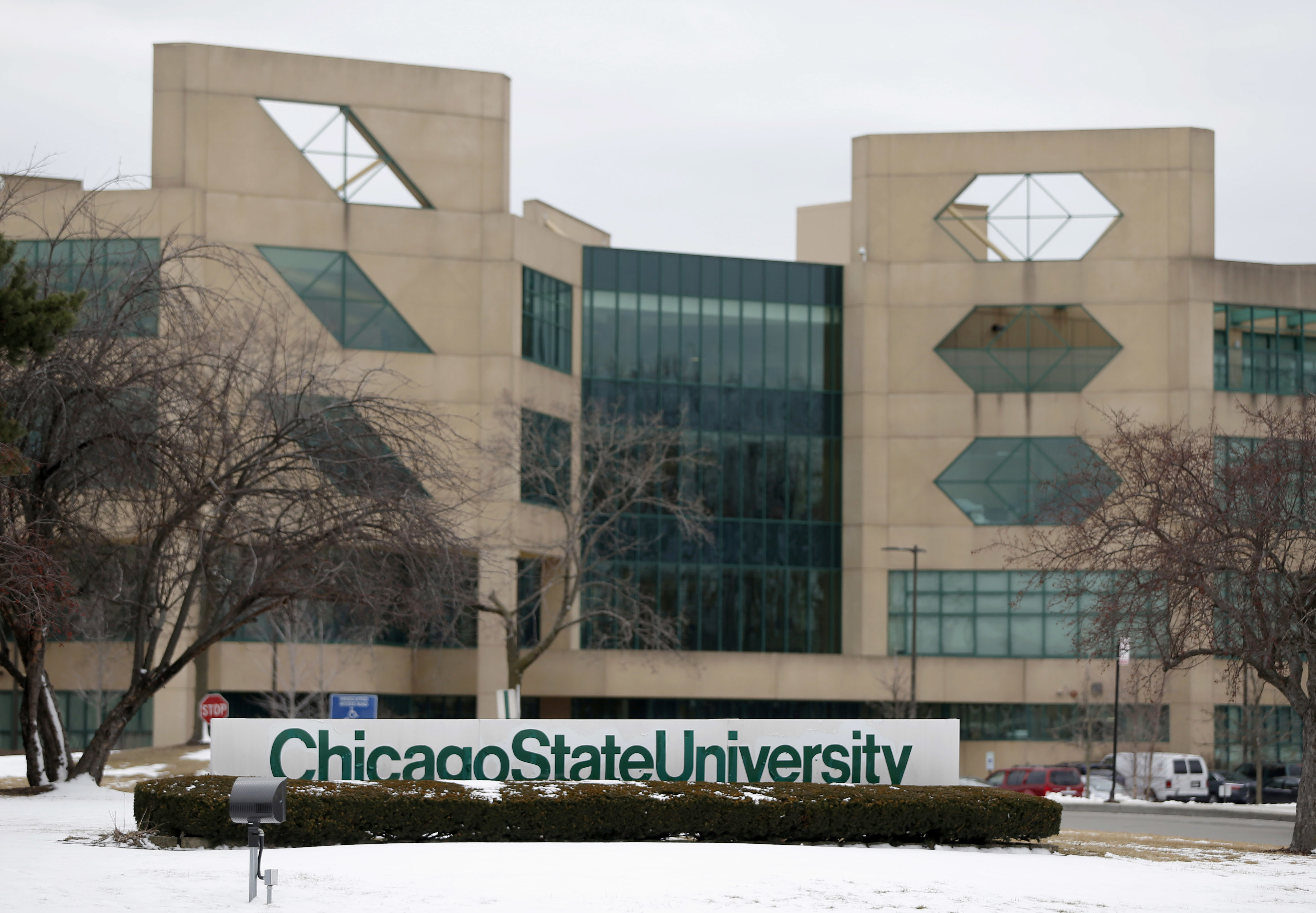 Short-term state funding won’t fix Illinois’ systemic higher-education ...