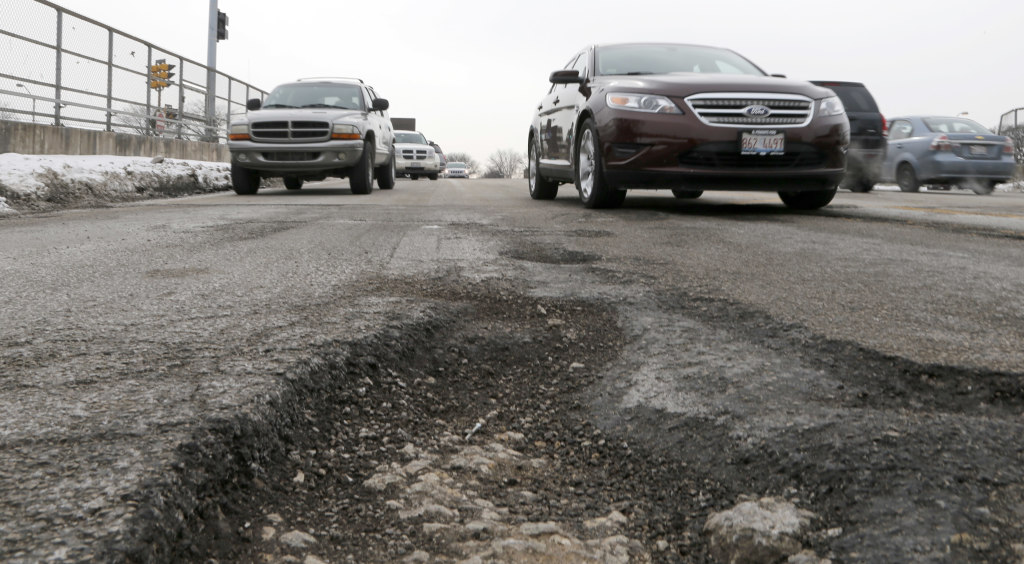 Pothole season in Chicago: How to file a claim for vehicle damages