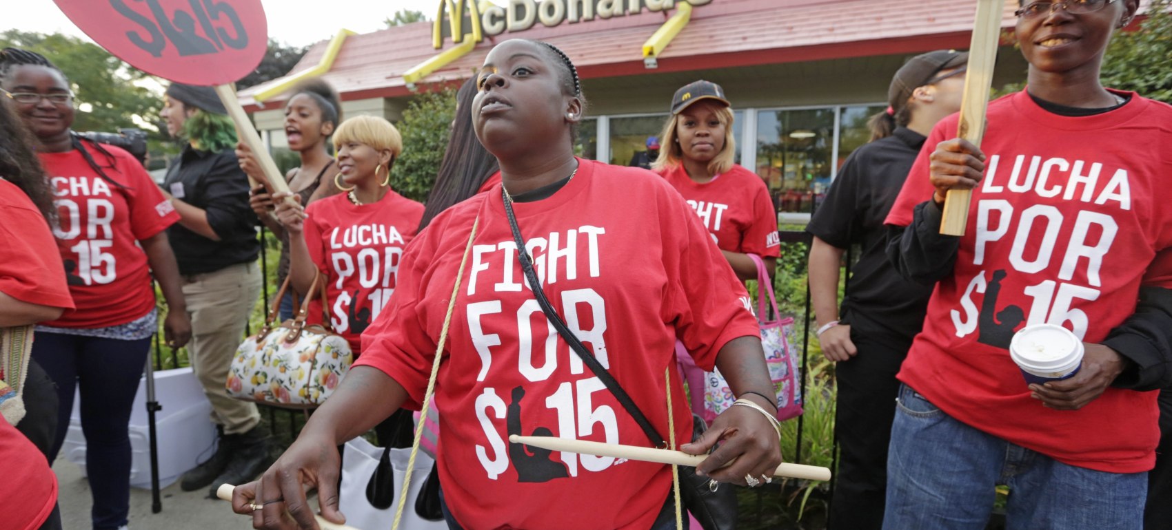 chicago-minimum-wage-rises-to-12-per-hour