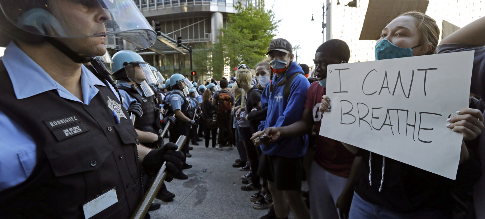 Pritzker signs SAFET Act trailer amendment with 5 reforms