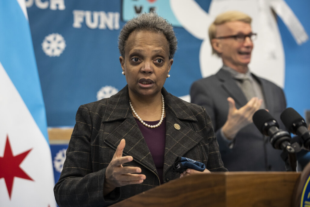 chicago-s-test-to-hand-500-a-month-to-low-income-families-stalls