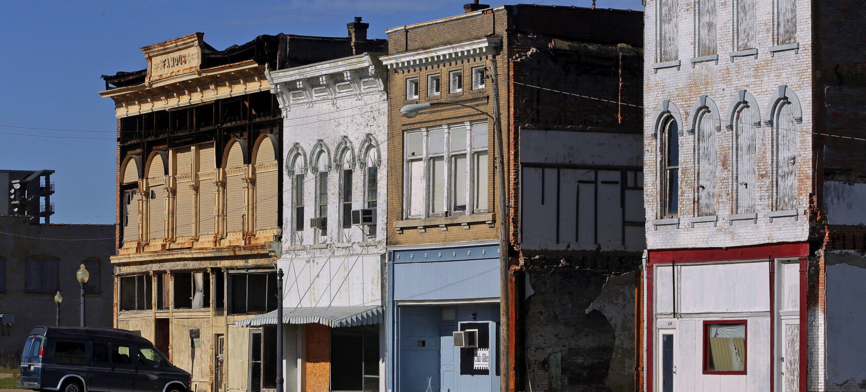 Outmigration caused Illinois’ population to decline again in 2022