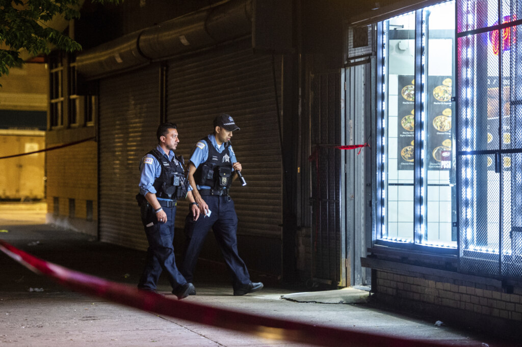 Vallas Chicago has too few police, pays too much in police overtime