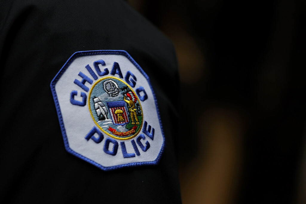 华拉斯：如何提升芝加哥警察局的力量和士气