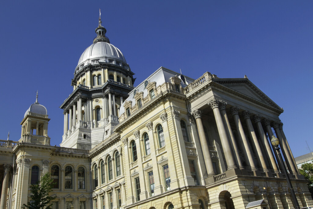 Illinois passes B budget, with over 0 million in revenue changes